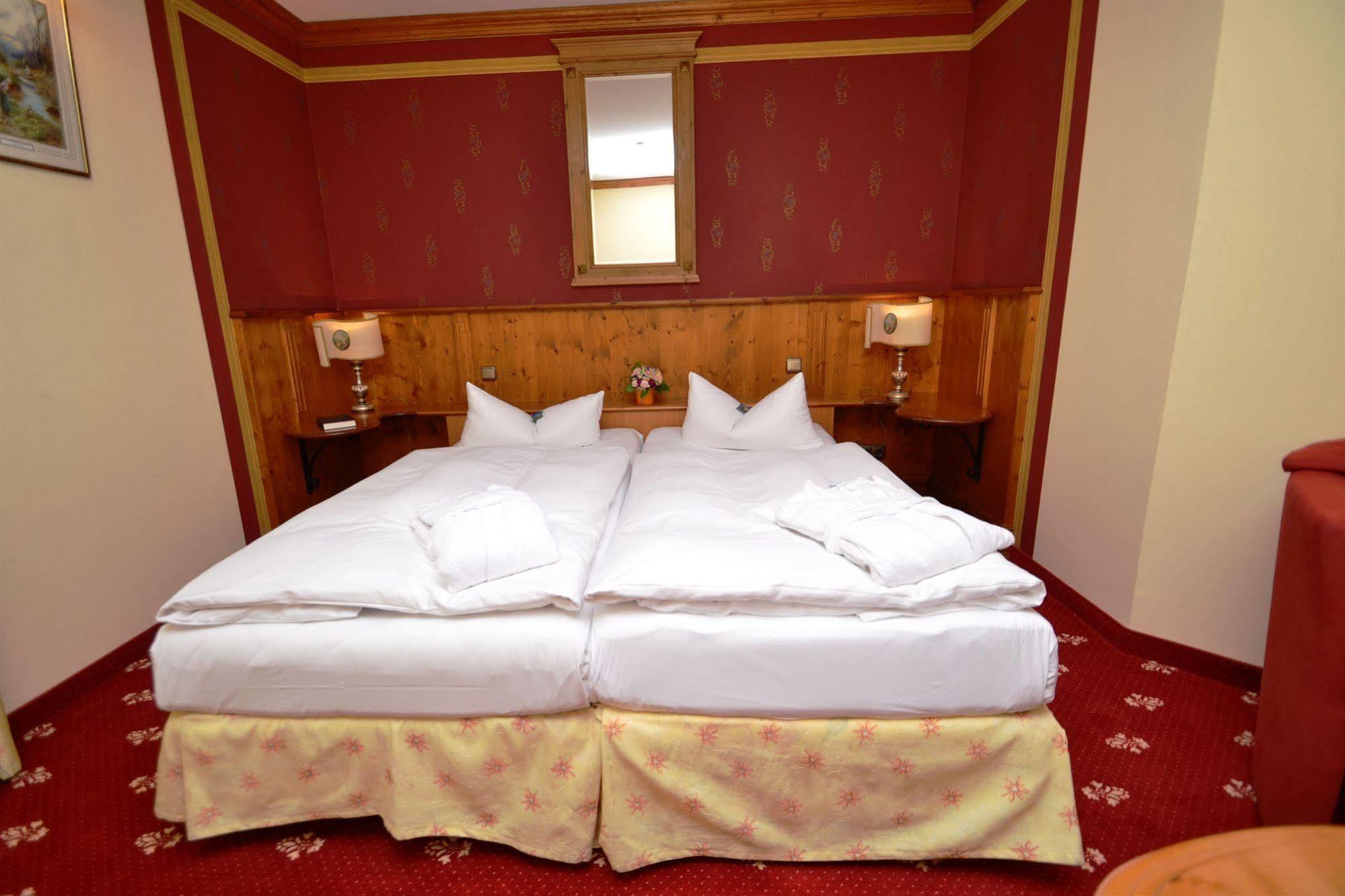 Solthus Hotel&Spa بابي المظهر الخارجي الصورة